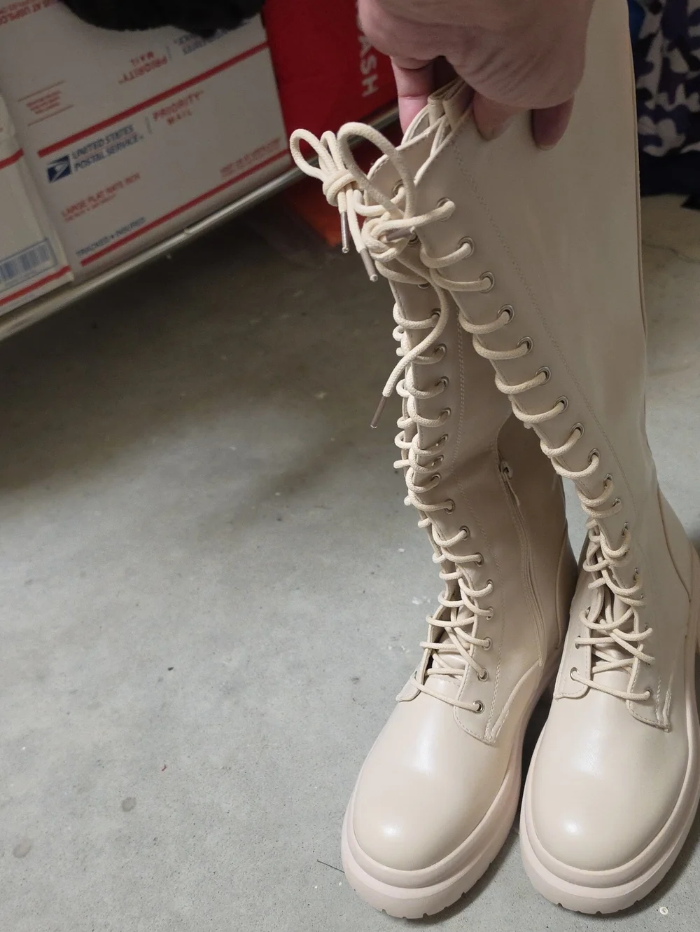 New Women’s Lace-Up Platform Knee-High Boots - Cream
